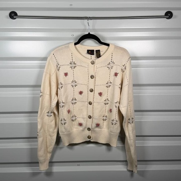 Lizsport Sweaters - Lizsport Vintage Floral Embroidered Pointelle Cotton Cardigan Sweater Cream